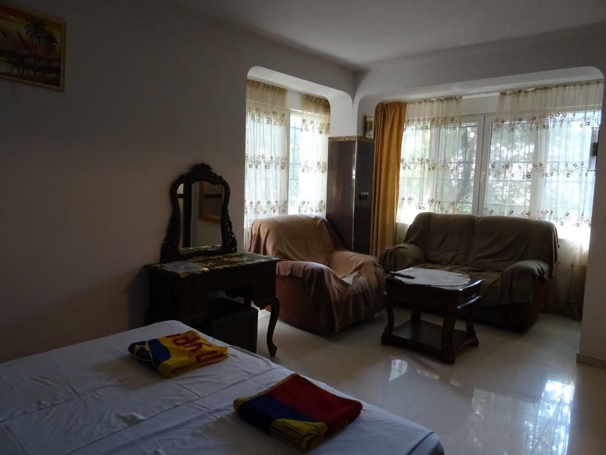 Apartment Kafedral فارنا المظهر الخارجي الصورة