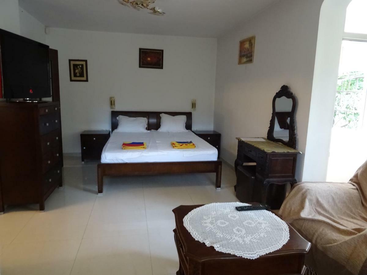 Apartment Kafedral فارنا المظهر الخارجي الصورة
